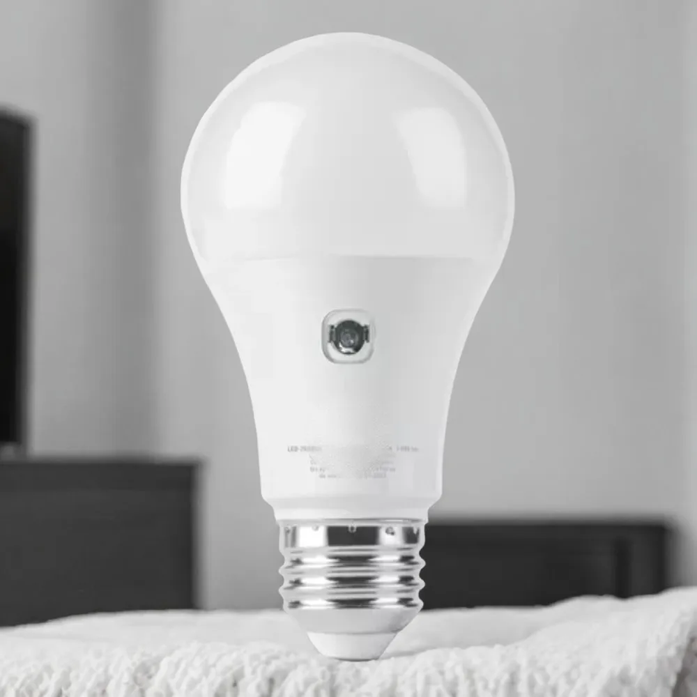 A19 10 W  bulb type light with light sensor,  household spotlight lighting Blue light Bombillo brillante Motion sensor light Gu