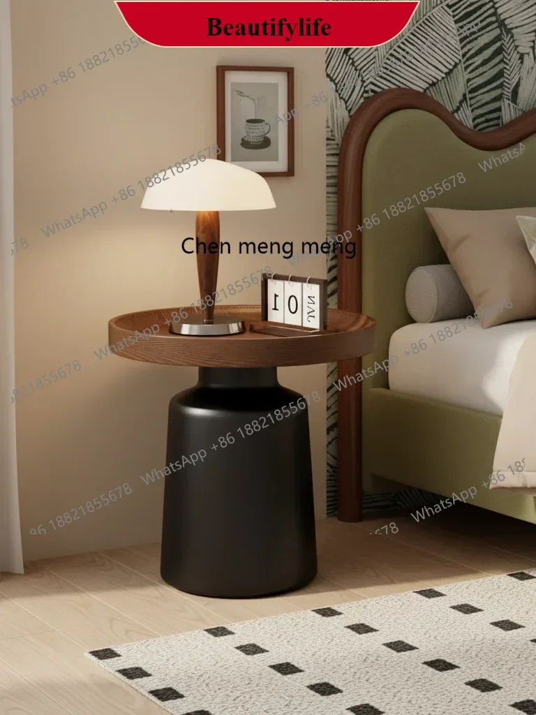 

M138Medieval solid wood round bedside table 2025 new bedroom bedside table replacement small side table