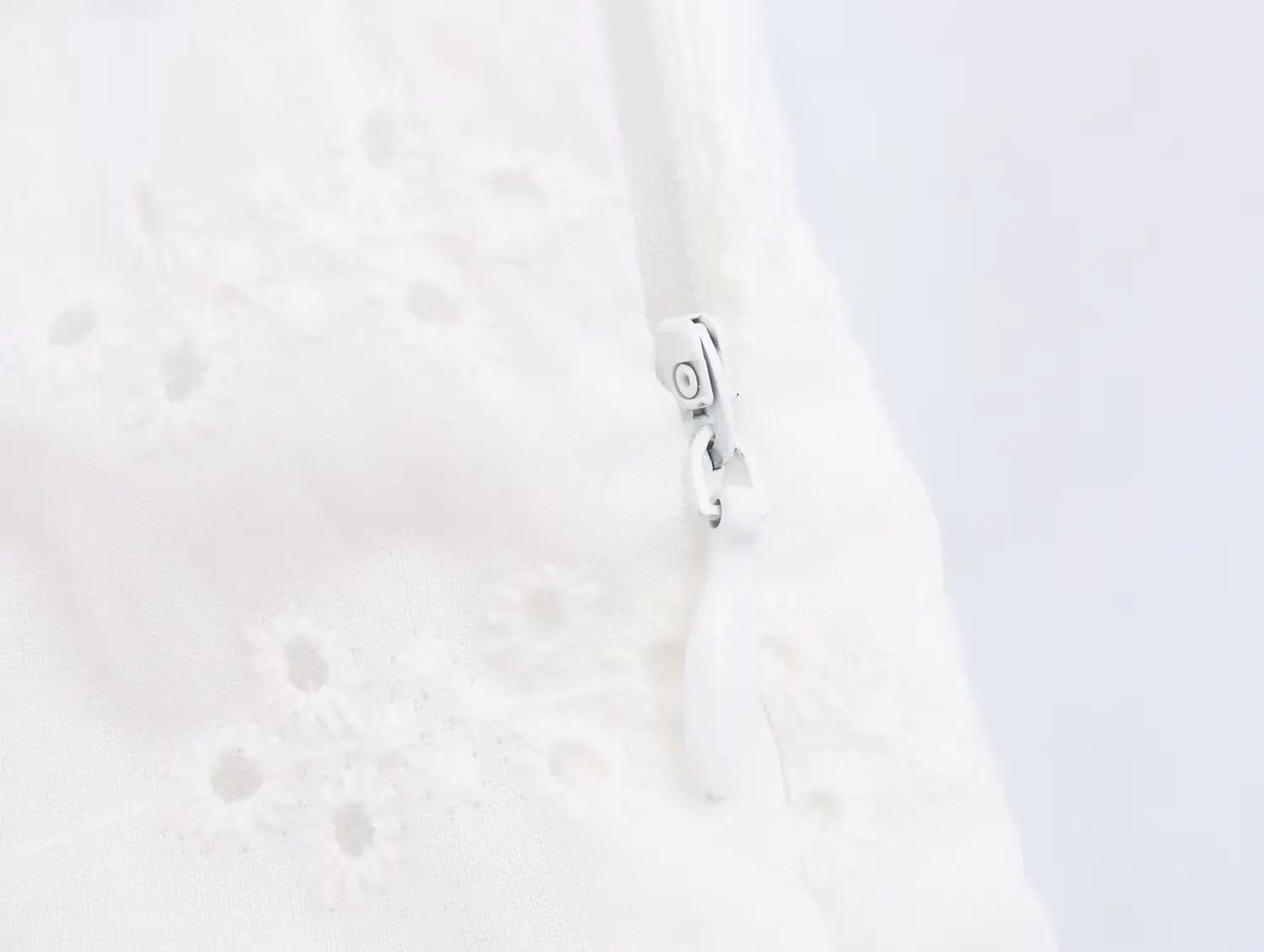 Abito estivo con ricamo a canotta scavato bianco Abiti da donna midi a trapezio senza schienale