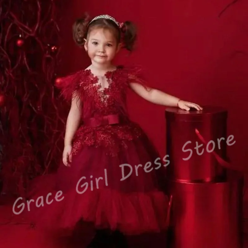 

Customized Red Flower Girl Dress For Wedding Floral Applques Feather Tulle Puffy Kids Festive Party Birthday Gift Pageant Gown