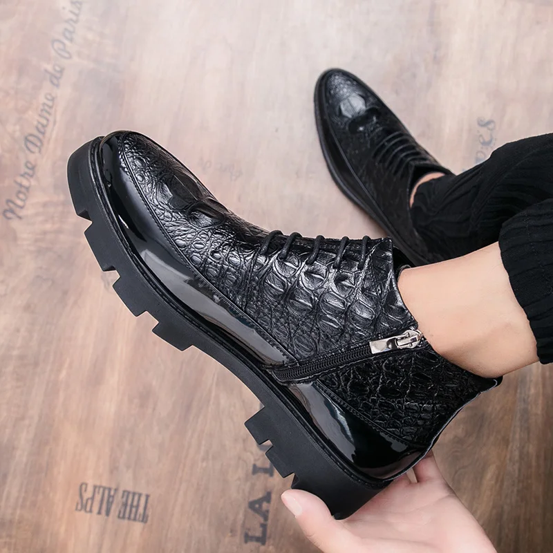 2024 New Casual Crocodile Pattern Short Boots Fashion Men Black Ankle Boots Business Dress Leather Boots Thick Bottom Winter