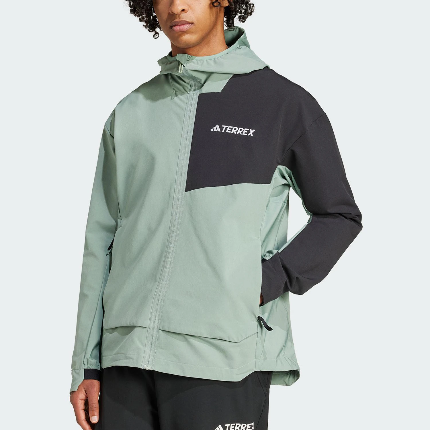 

Adidas Originals MT SOSH JA Men's Woven Hooded Jacket JC6859