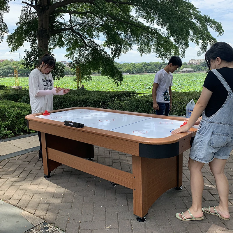 

Высококачественная классическая модель 7-футового настольного хоккейного хоккея с толкателем и шайбами