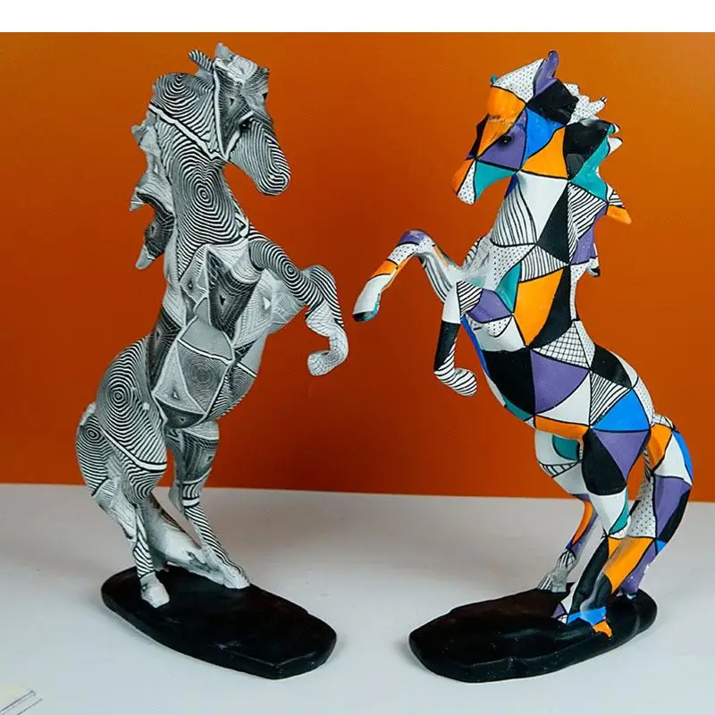 Abstract Pattern Painted Horse Crafts Animal Resin Sculpture Desk Ornaments Color Statue Living Room Decoration