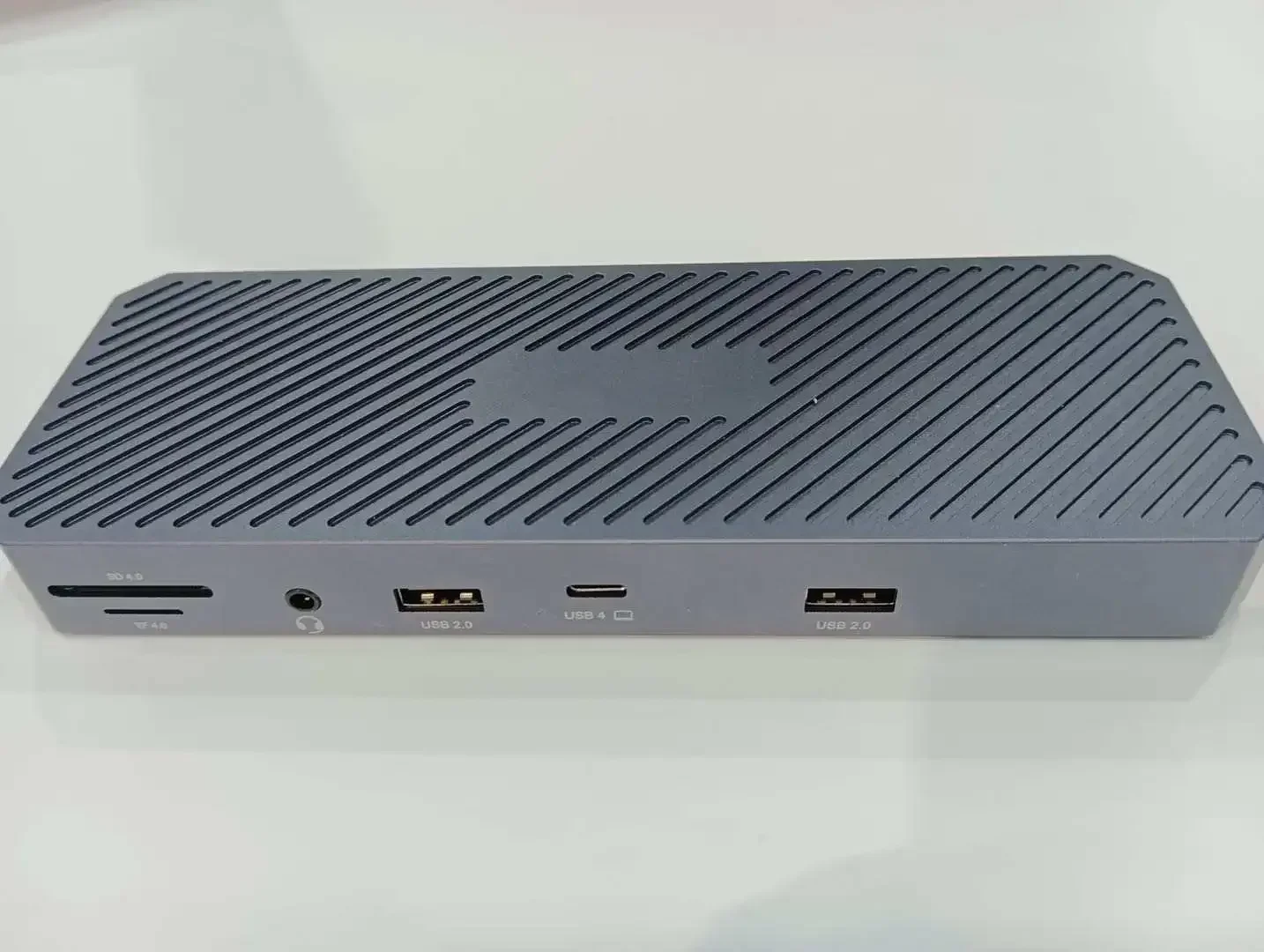 

Лидер продаж USB 4.0 USB C Hub Многопортовый адаптер 12-в-1 USB-C Hub с Ethernet 4K 60 Гц 1 Гбит/с для Mac ПК Док-станция для телефона
