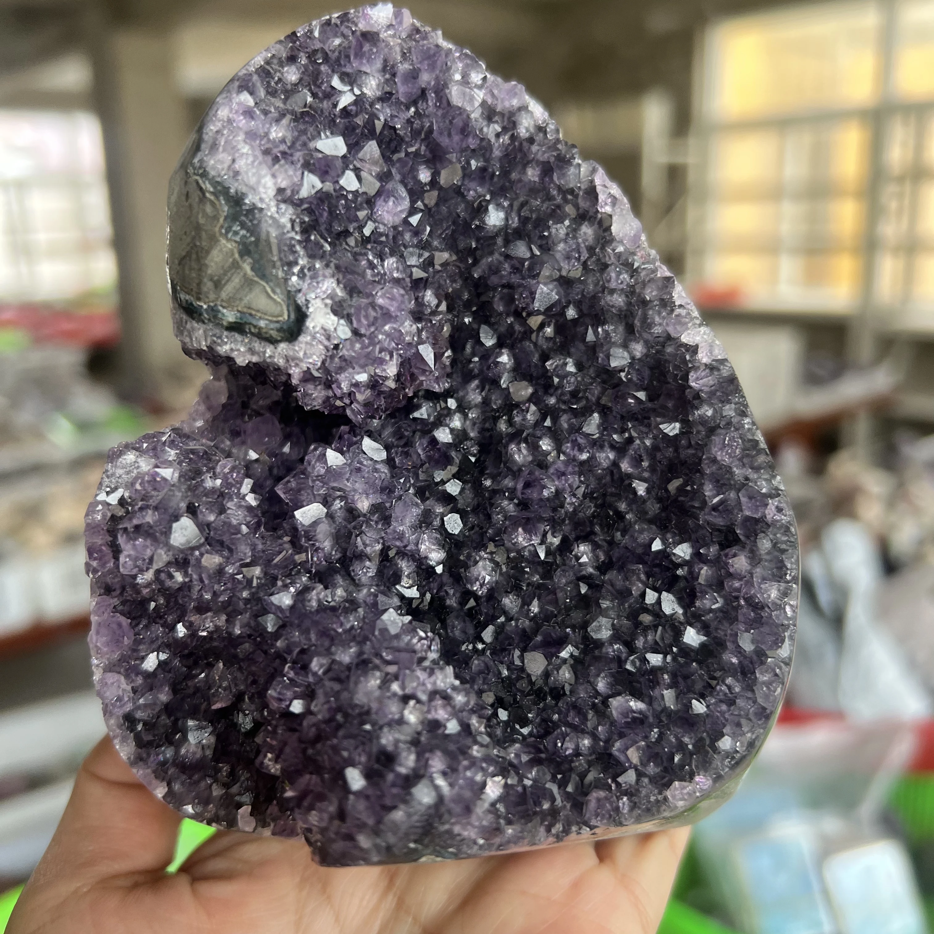 944g 11.5cm Natural Uruguay Dream Amethyst Quartz Crystal Cluster stand