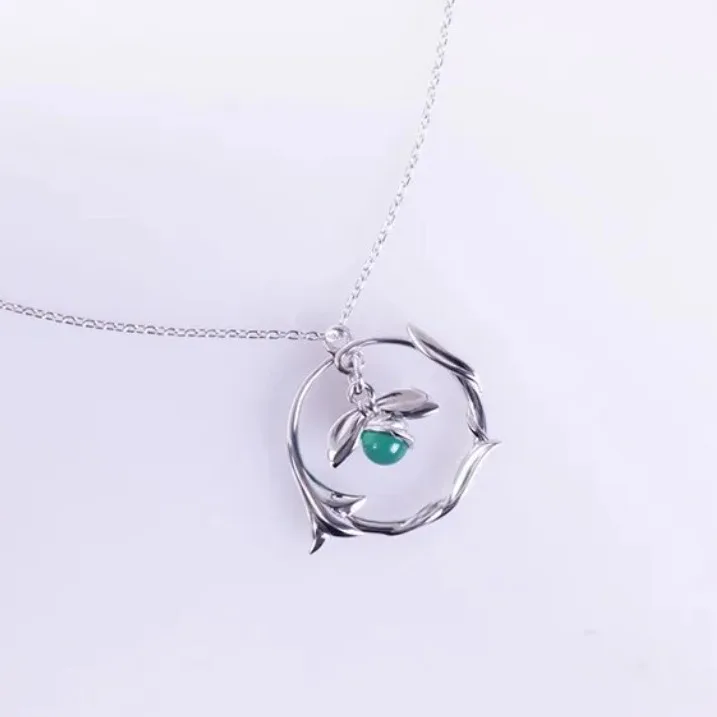 Classic Game Same Flower Necklace Role Alice Periphery Hollow Pendant Jewelry for Player Collection Cosplay Party