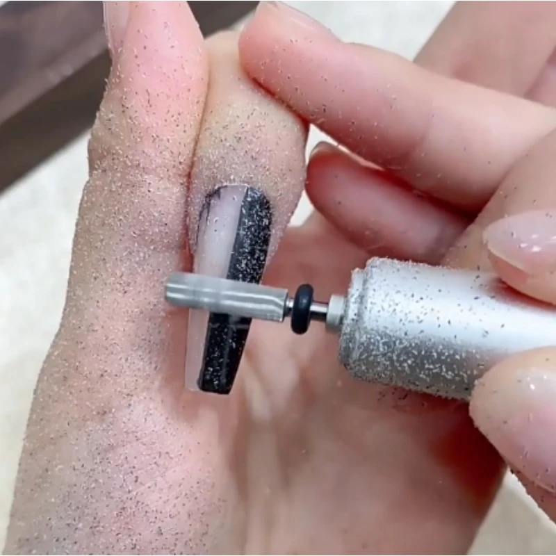 Broca de Unha de Carboneto XC: Ferramenta Eficiente de Remoção de Esmalte e Polimento em Aço de Tungstênio para Técnicos de Unhas Profissionais