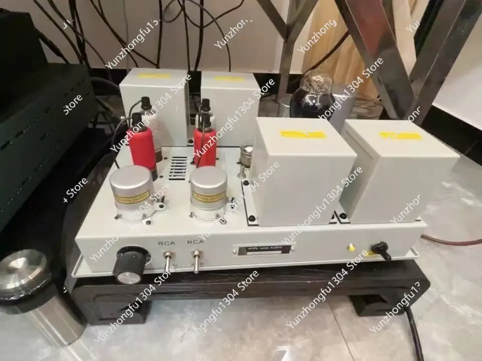 

Re-engraved version of Western Electric WE129 tube preamplifier, unmodified, WE20A power supply, 12 times amplification