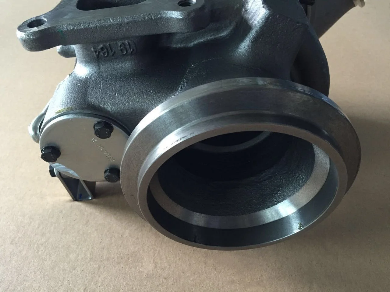 Hot Sale 4046026X   Engine Spare Parts 4046025 4046026 Hx55w Turbocharger  for