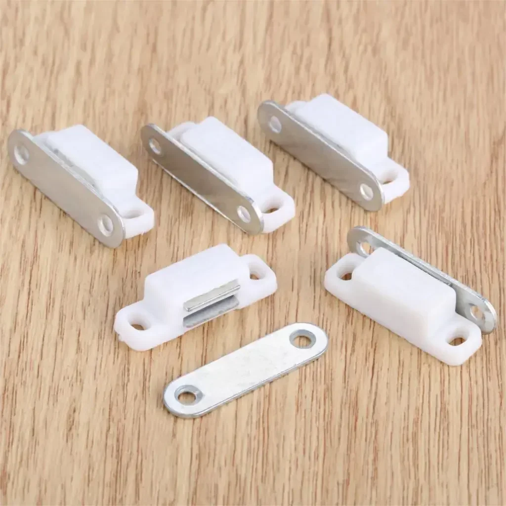 5 Stück magnetische Mini-Türschnäpper für Küchenschrank, Kleiderschrank, Schrank, Weiß, Braun, Schrankbeschläge, 27 x 10 mm/1,06 x 0,39 Zoll