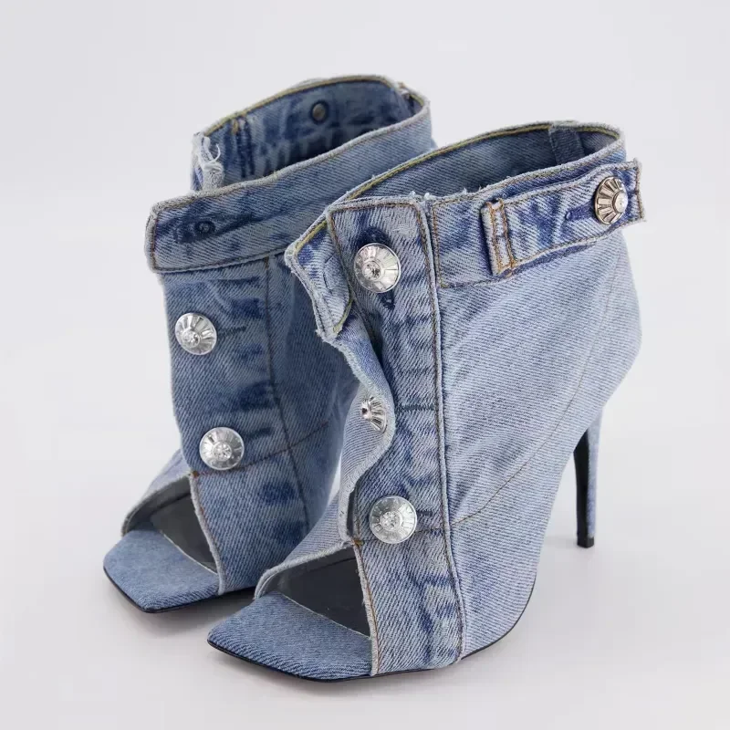 

2023 Hot Women's Summer American Vintage Denim Slim High Heel Button Sandals Fashion New Open Teeth Large Size Sandals