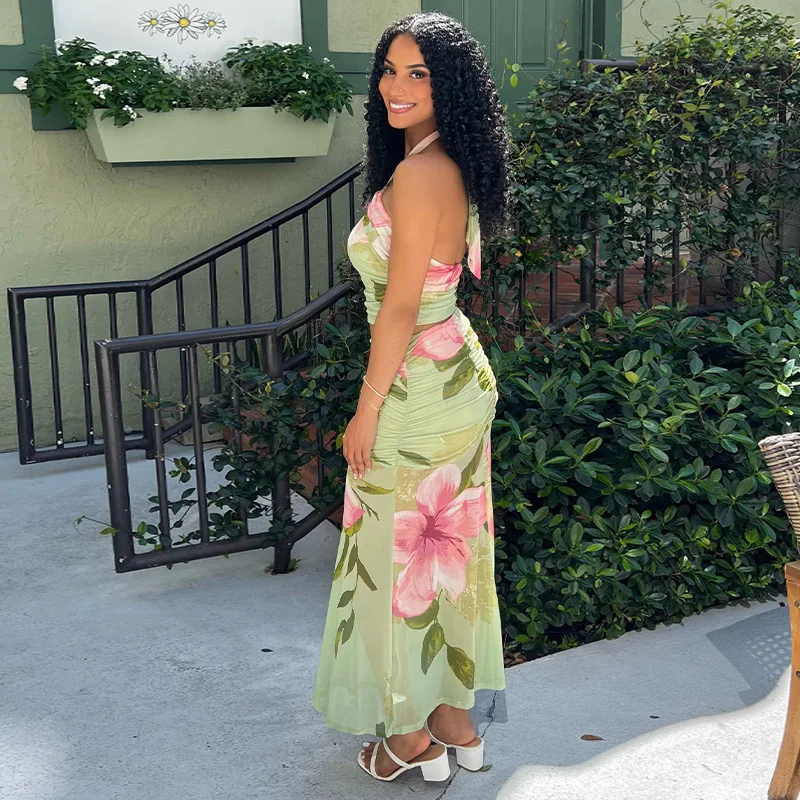 Elegantes Sommer-Boho-Set mit Blumenmuster und Neckholder: 2-teiliges Party-Outfit für Damen, Gerafftes Crop-Top + Figurbetonter Maxirock, Strand-Urlaubs-Set – Detail 5