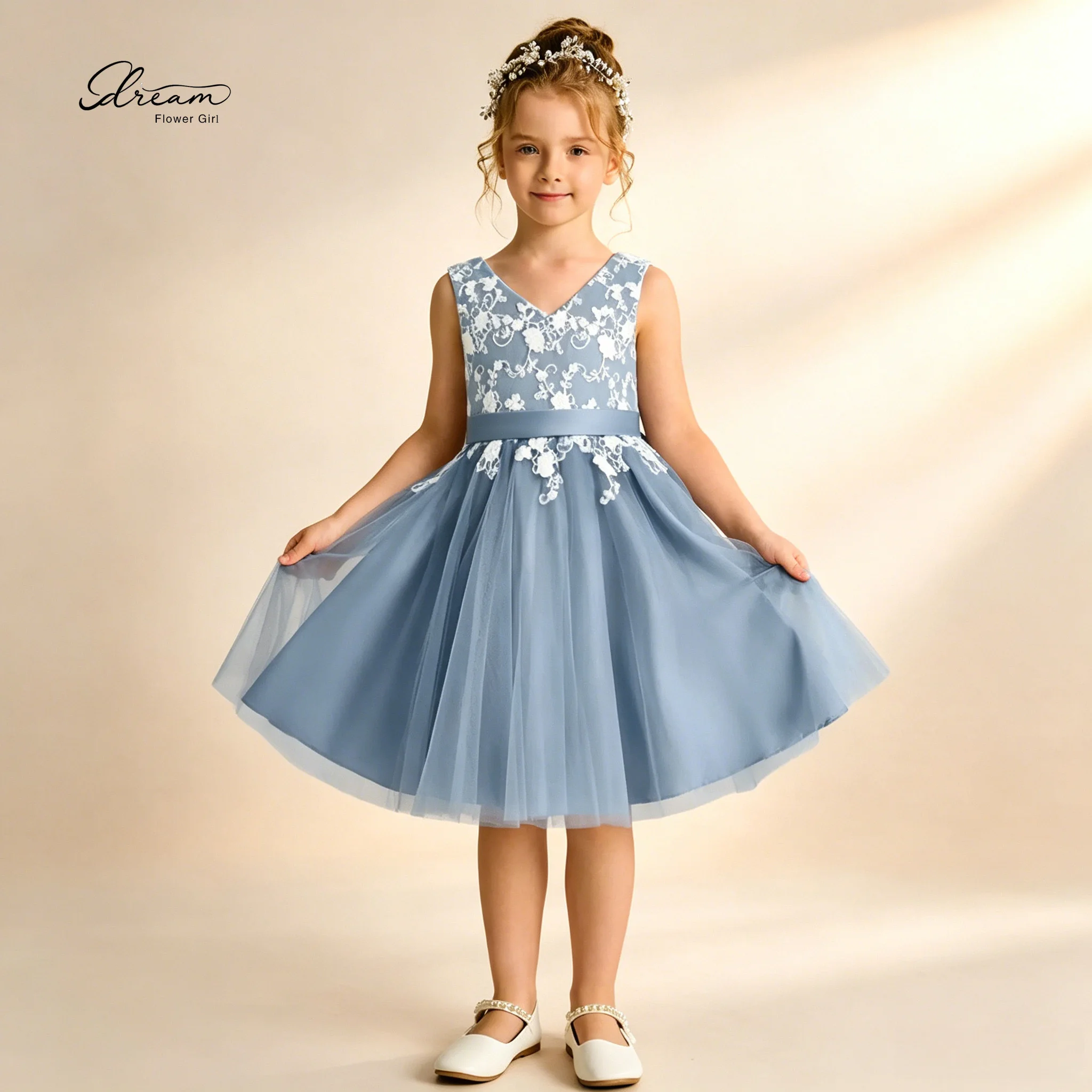 

Elegant Blue V-Neck Sleeveless Chiffon Knee-Length Flared Dress Embroidered Girls' Party & Evening Gown