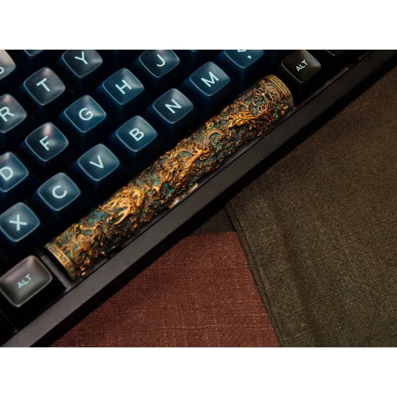 Custom Dragon Surround Column Theme Keycap Resin Creative Retro Key Caps Cool for MX Cross Axis Mechanical Keyboard Gift