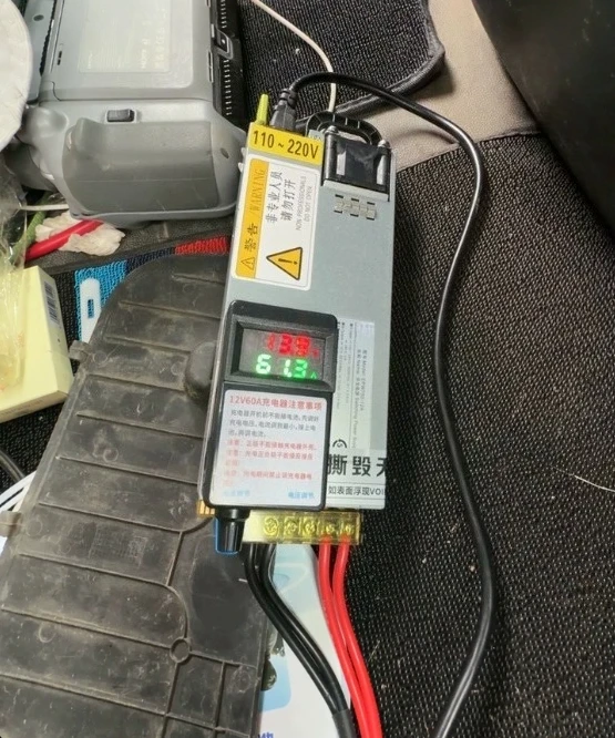 12V14.6V50A60A high-power RV battery charger ternary lithium iron phosphate 12.6V adjustable