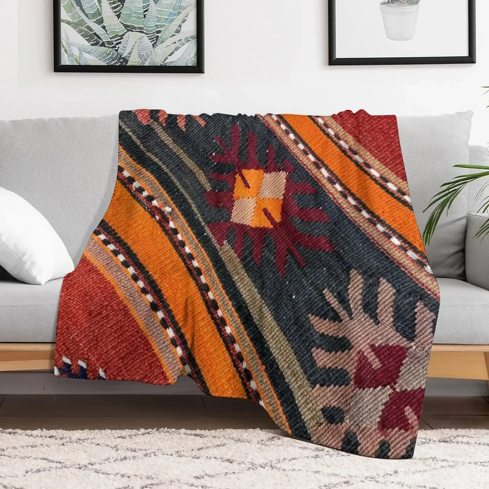 Decorative Kilim, Navaho Weave, Woven Textile Throw Blanket Stylish Decor Blanket Gift for Friends Roommate