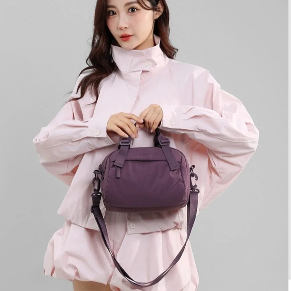 حقيبة كتف نسائية ذات سعة كبيرة وأشرطة قابلة للتعديل خفيفة الوزن حقيبة ساعي على الطراز الكوري حقيبة يد من النايلون حقيبة كروس للنساء #3