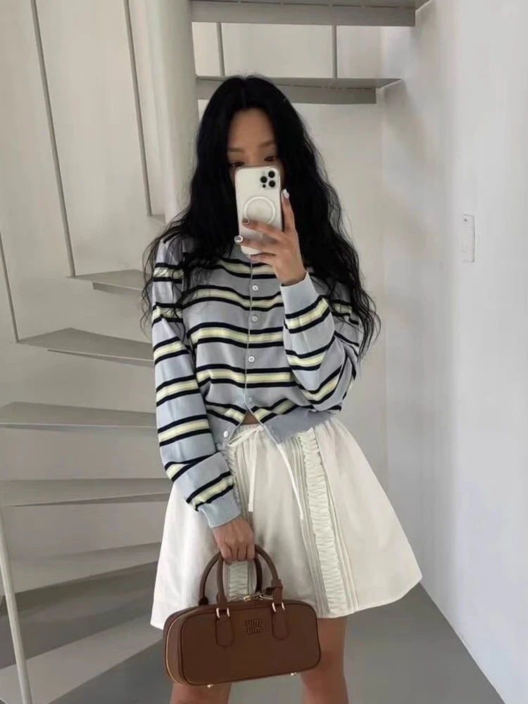 

Gagarich Color Blocking Short Striped Knitted Cardigan Jacket Women Spring New Retro Age Reducing Versatile Slimming Top