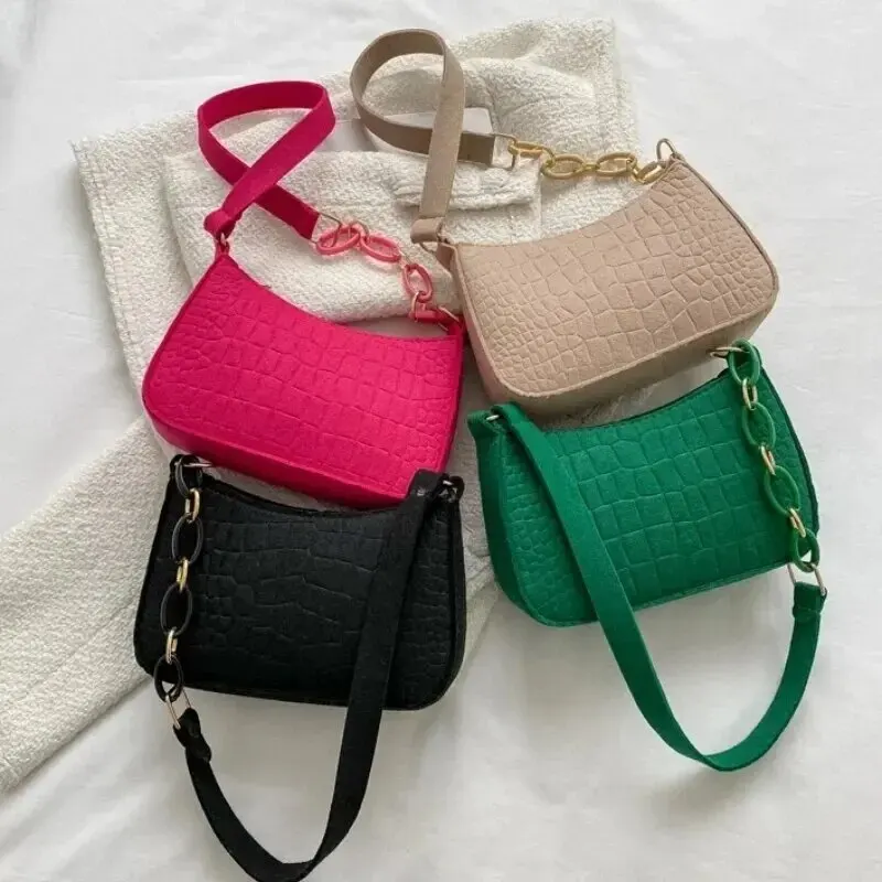 

Popular Chic retro gentle square bag! Hot for autumn . Shoulder & handheld 2in1, casual Yankee underarm style. Must-have!❤️