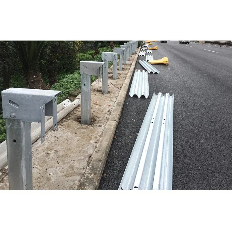 Barreira de tráfego de segurança na estrada personalizada do guardrail rodoviário