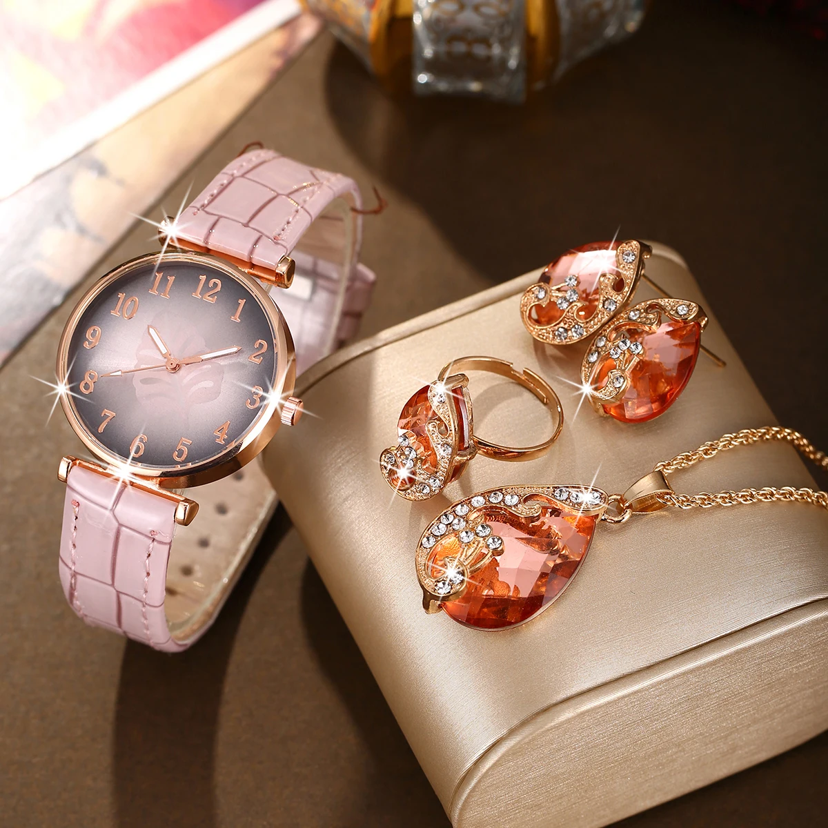 5pcs Women\'s New Trendy Versatile Vacation Fashion High Beauty Leather Watch