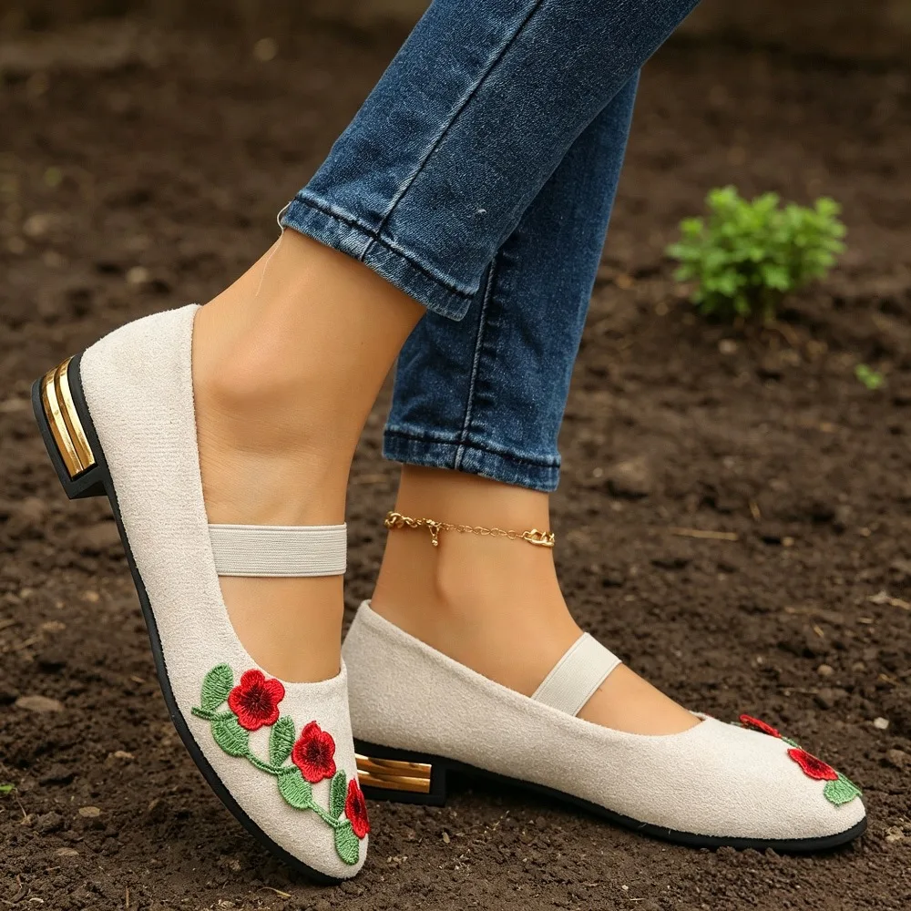 Shoes for Women Embroidery Ethnic Style Traditional Old Beijing Streetwear Dance Vintage Cheongsam Chinese Style Hanfu Qi Pao