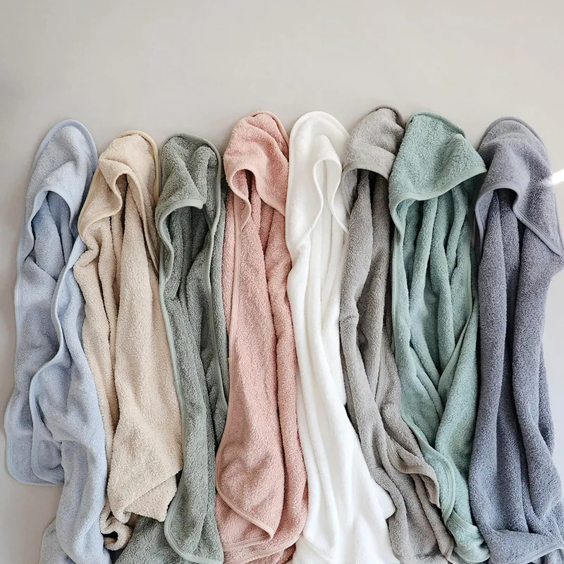 

Designed for babies, towels, hats, and bath towels are large in size for newborns and toddlers