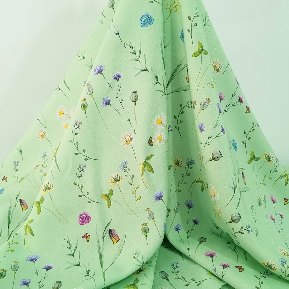 1 meter X 1.4 meter Green Floral Viscose Fabric Soft Dress Gown Arabian Robe Material Poplin