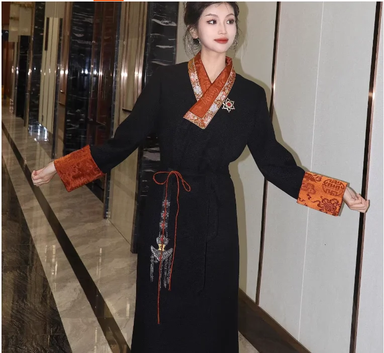 

Autumn Tibetan Bora Skirt Women's Tibetan Clothing