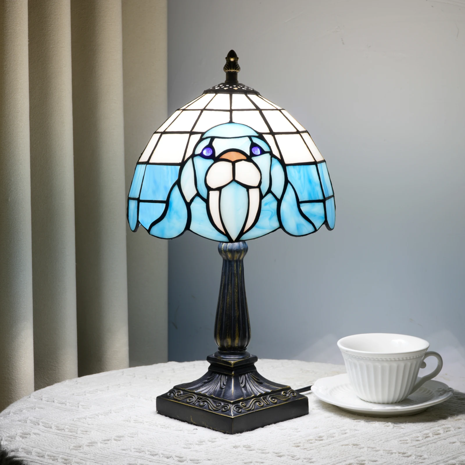 Tiffany Table Lamp Blue Walrus Stained Glass Bedside Lamp for Home Living Room Office Dormitory Bar Family Friends Gift
