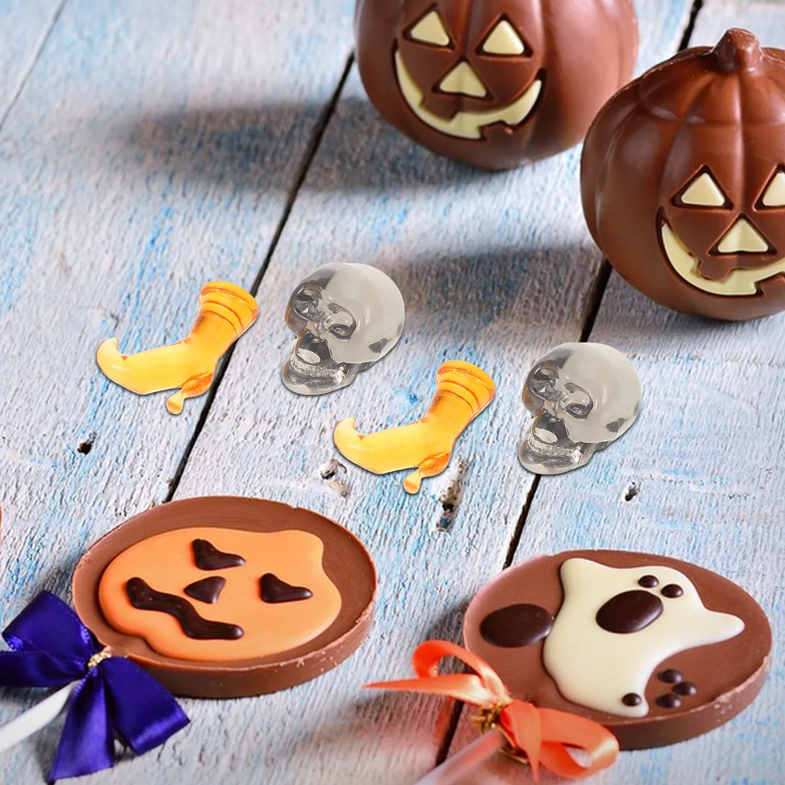 

1 set Skull Head Decorations Plastic Acrylic Mini Ghost Statue Halloween Accessories Indoor Craft Supplies Tiny