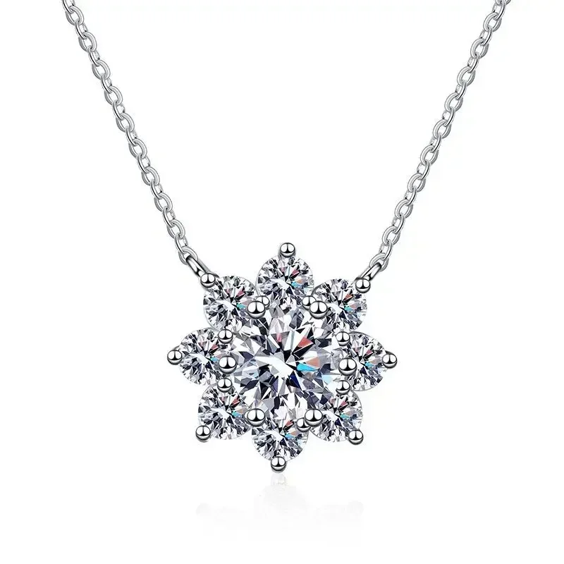 

S925 Pure Silver Pendant Diamond Eight Petal Sunflower Snow Flower Female 1 Carat Mosang Stone Necklace
