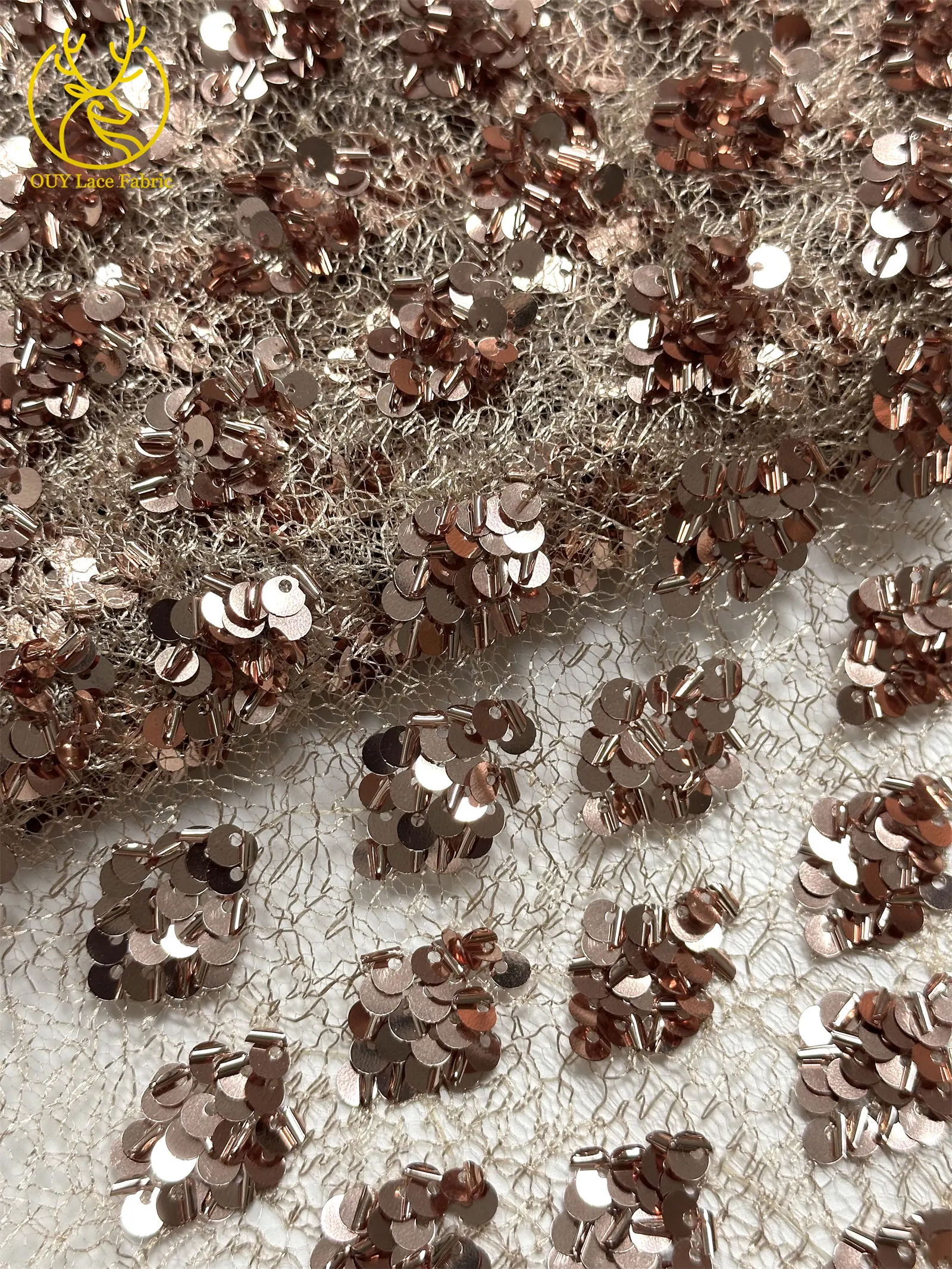 Neuester eleganter französischer Pailletten-Spitzenstoff 2026 Afrikanischer nigerianischer Spitzenstoff, geeignet für Damen-Partykleider und Hochzeitskleider – Detail 13
