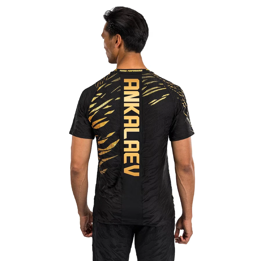 2025 verano Venta caliente deportes extremos boxeo UFC entusiastas de la competencia cuello redondo Camiseta dorada Casual secado rápido Ankara YEV