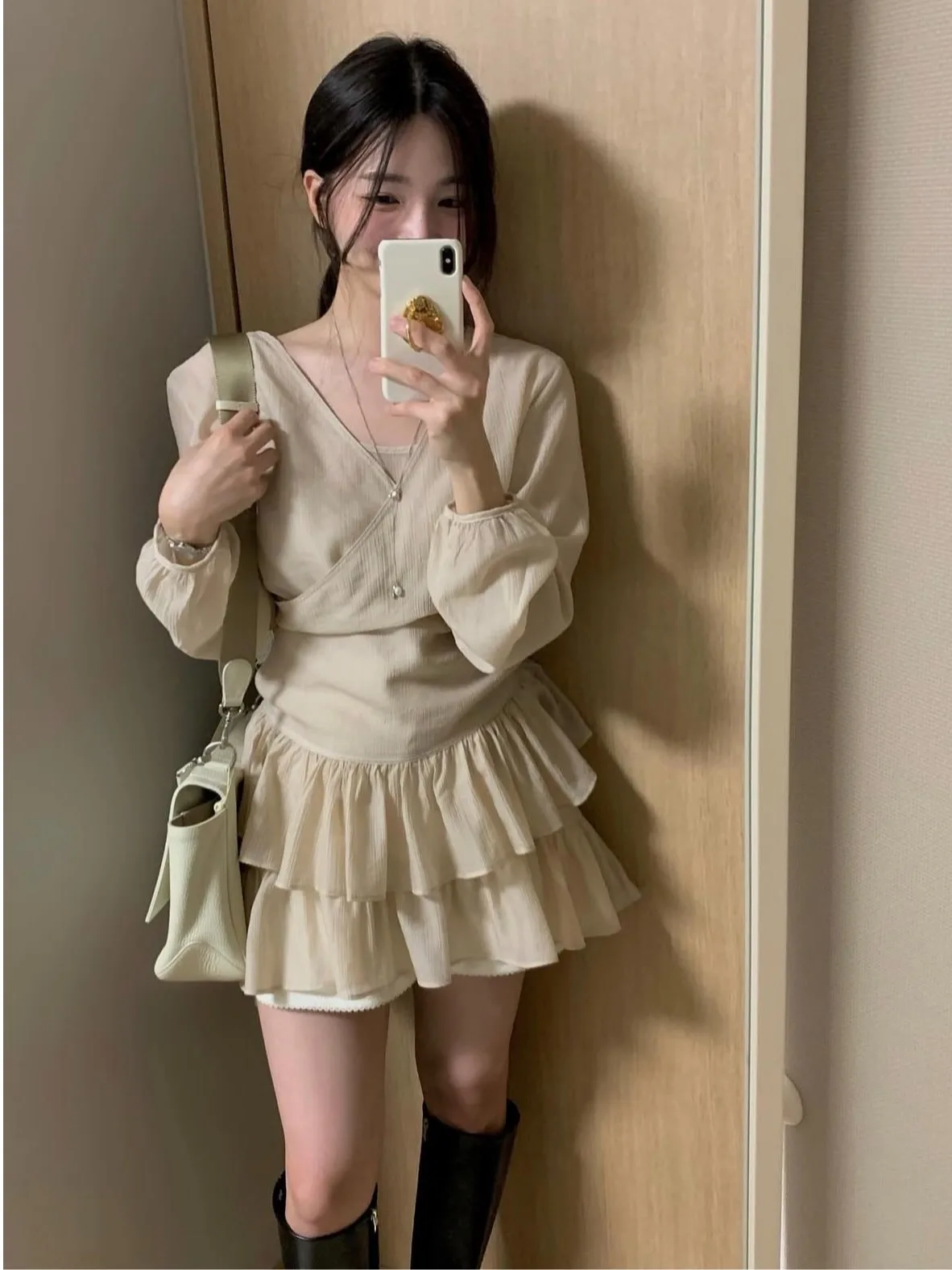 Conjunto de Vestido y Suéter de Manga Larga para Mujer, Estilo Dulce, Diseño Otoñal Chic, Escote en V con Tirantes, Estilo Pa...