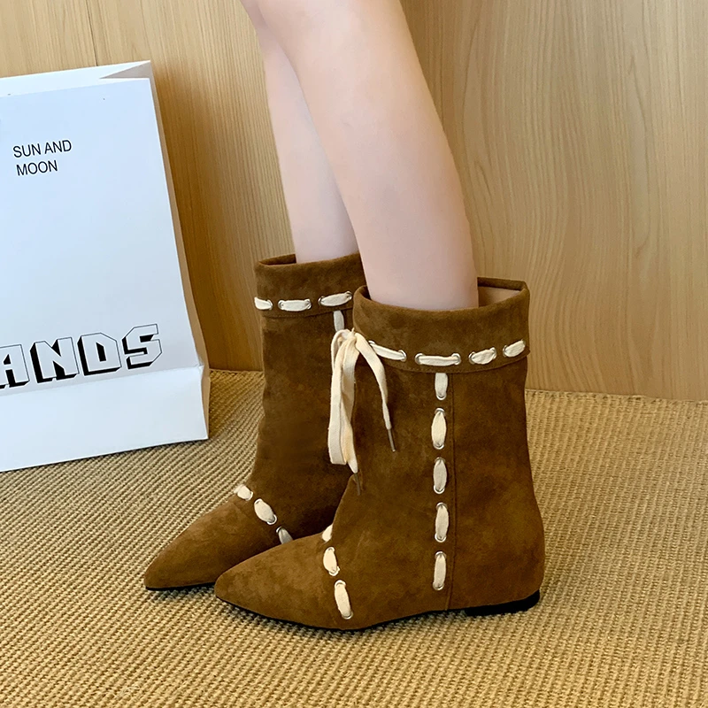 

2025 г., женские осенние новые пикантные замшевые ботинки до середины икры с острым носком, повседневные легкие высокие сапоги до середины икры для дома и офиса с одной педалью, большие размеры