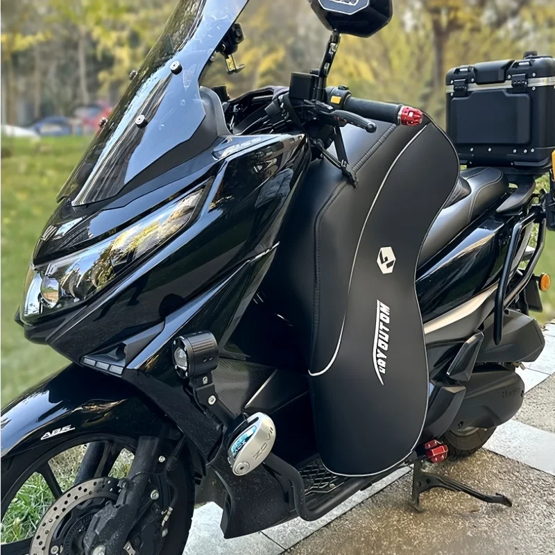 Motorcycle windshield is suitable for Haojue UHR Suzuki UY125 Honda LA winter thick velvet warm motorcycle windshield
