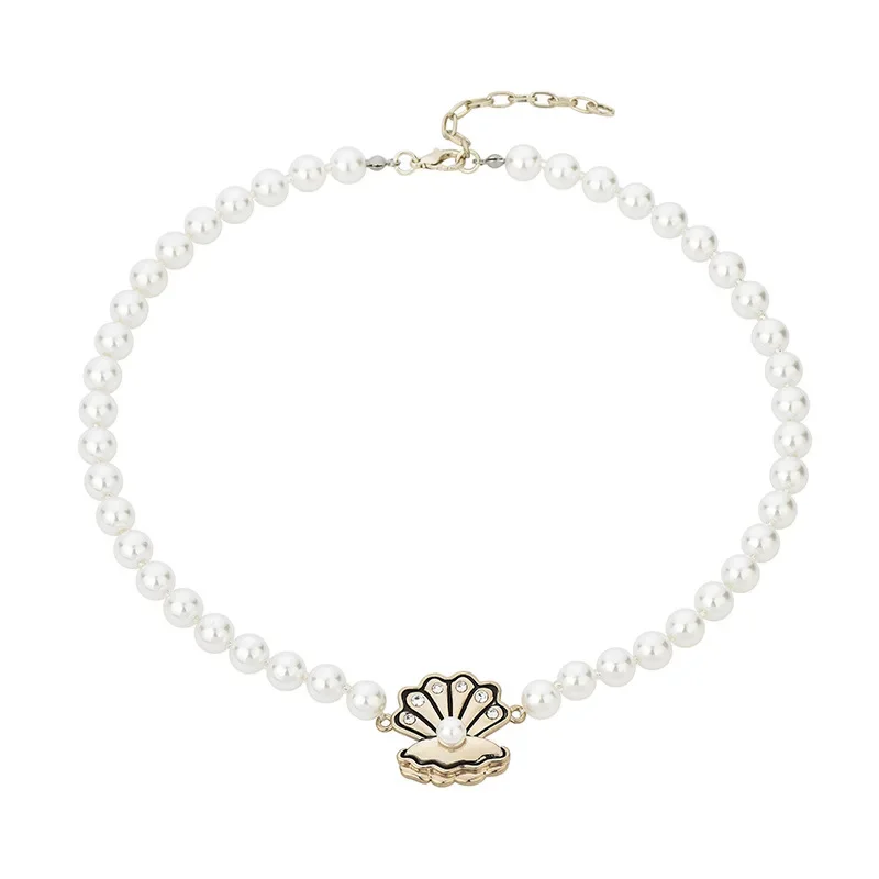 Niche design, simple and light luxury, matte retro totem, metal tie, necklace