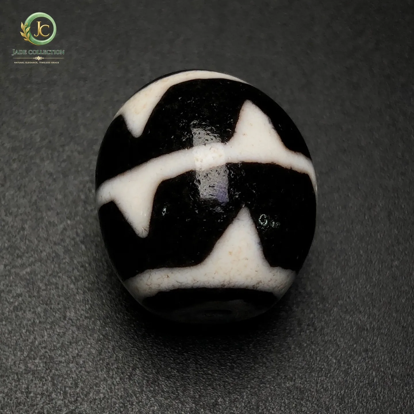 Tibetan Buddhism Agate Tiger Tooth DaLuo Dzi Bead Amulet Necklace Pendant Z3905