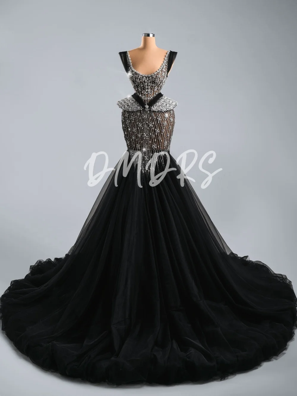 

Delicate V-neck Evening Dress 2025 Sexy Crystal Beaded Party Gown Elegant Mermaid Floor Length Party Dresses فساتين سهرة