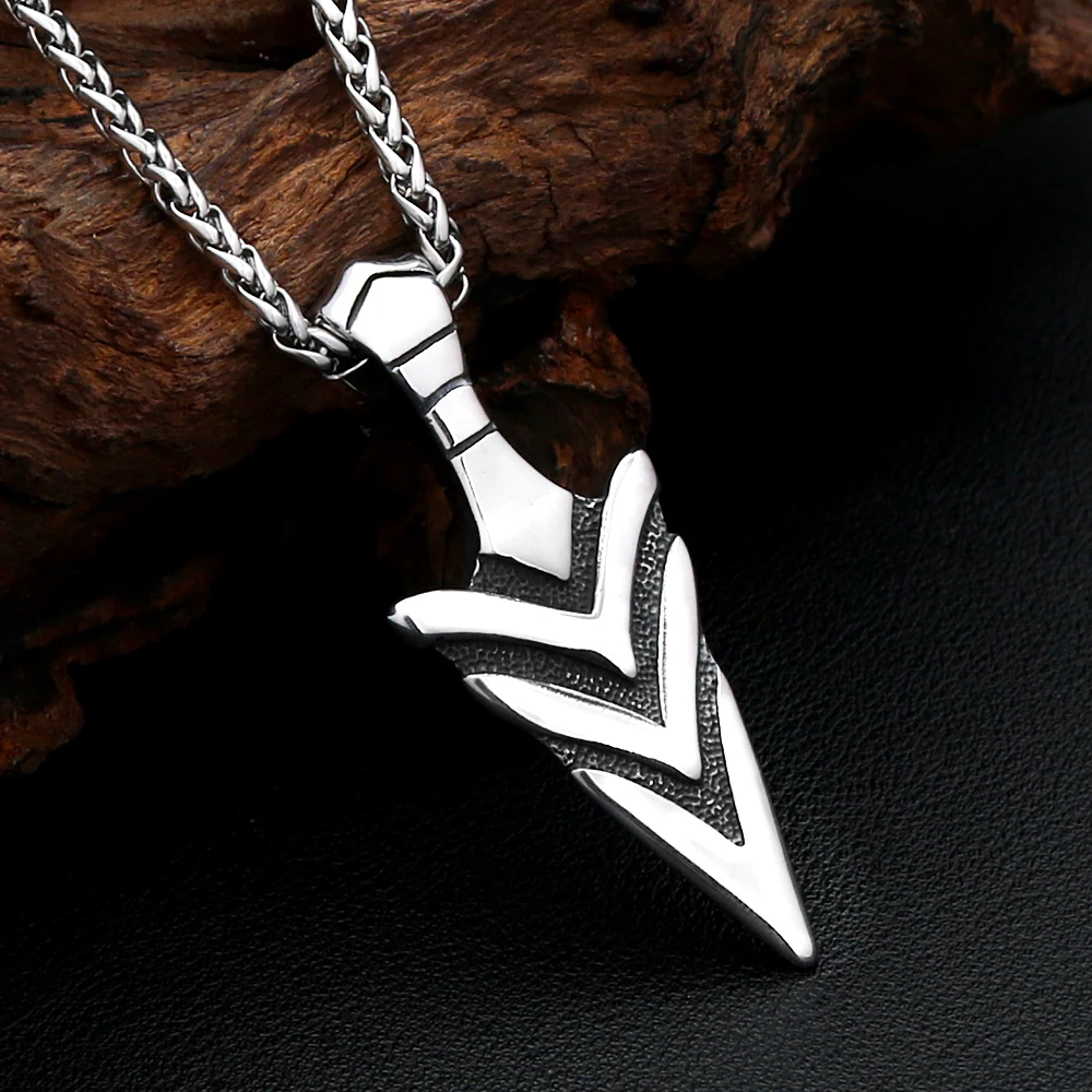 Unisex Retro Spear Head Necklace Stainless Steel Arrowhead Pendant Vintage Tribal Punk Fashion Jewelry Gift For Party Gift