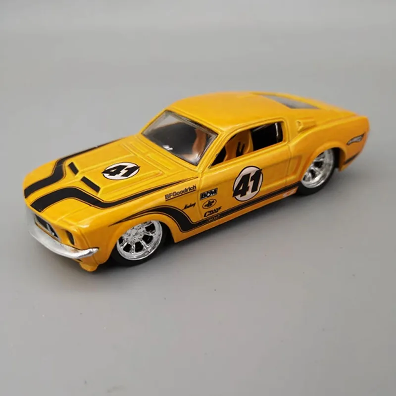 

Масштаб 1:43, спортивный автомобиль HOTWHEELS, имитация игрушечного автомобиля из сплава, модель автомобиля, подарки, сувениры, украшения для сцены, классическая коллекция