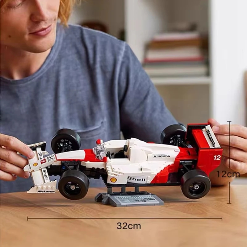 The new MP4/4 racing car and Ayrton Senna10330 mechanical brick assembly building blocks children's boy model toy gift