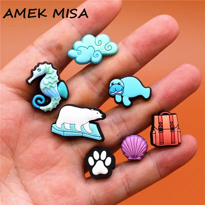 1pcs Cute Animals Shoe Charms Accessories Seahorse Polar Bear Footprint Shell Shoe Buckle Decorations fit Kids X-mas Party Gifts