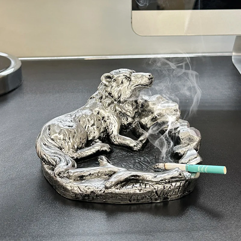 Creative Lone Wolf Anti-fly Ash Ashtray, Retro Art Ashtray For Living Room And Office, High-end Home Storage Item