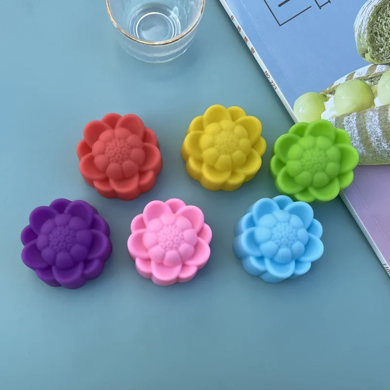 20Pcs 5cm New Lotus Cake Mold Cupcake Cup Heat Resistant Nonstick Silicone Soap Chocolate Pudding Molds Kitchen Tools Bakeware