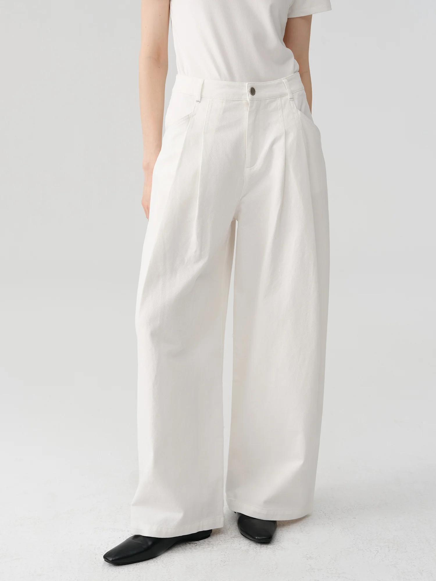 

High Waist Pleated Slim Straight Denim Jeans Women's Belt Included Casual Style Cotton Fabric Spring 2026 New Arrival