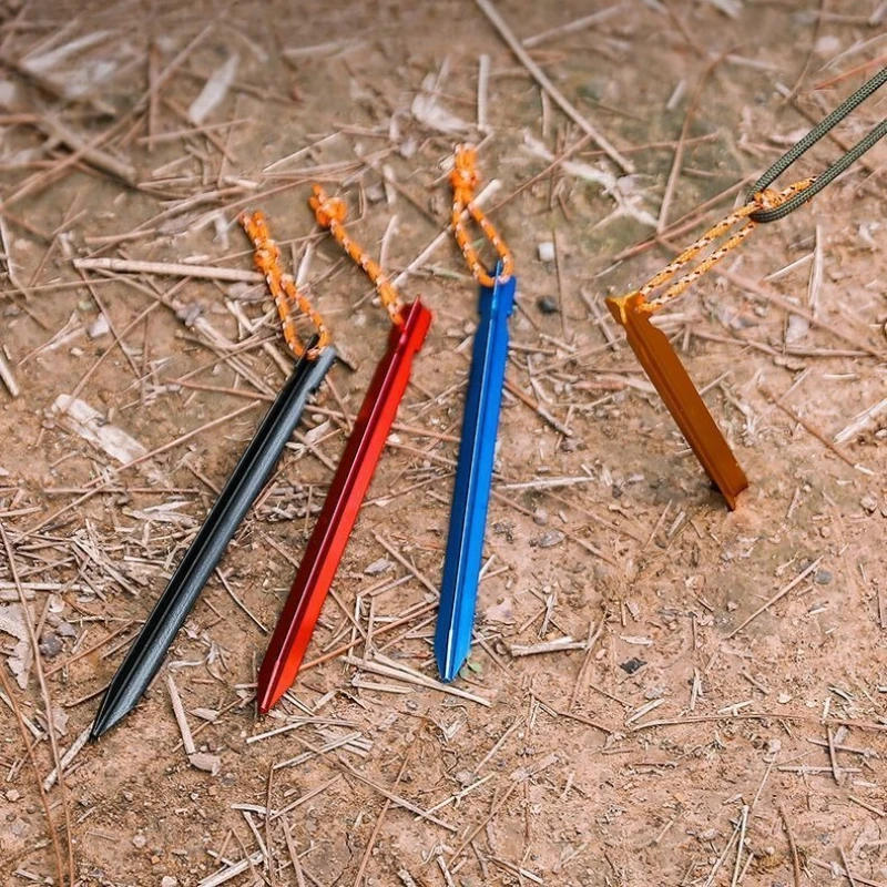 المظلة أوتاد خيمة سبائك الألومنيوم في الهواء الطلق حديقة حصص الأرض مسمار مع الحبل للتخييم الظهر خيمة للتنزه الملحقات