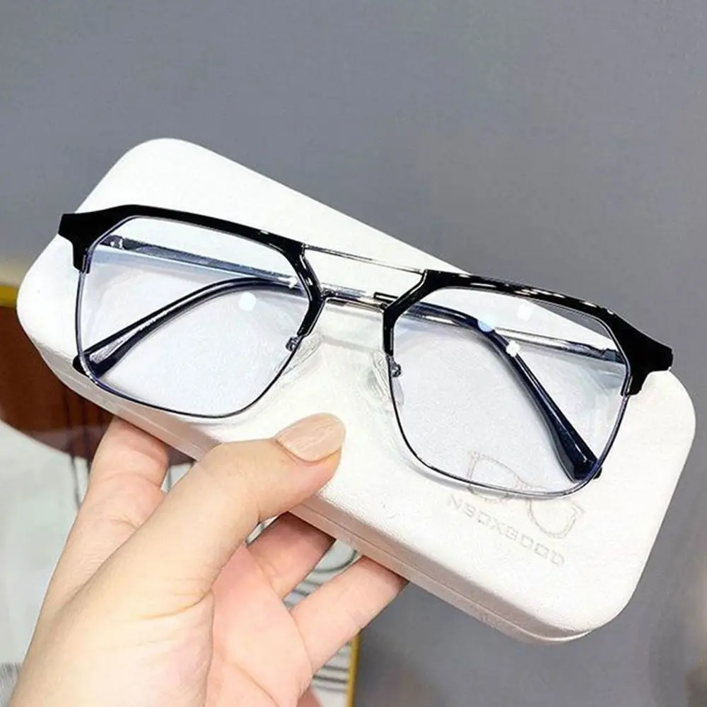 Discoloration Glasses Women Men Oversized Optical Frame Eye Protection Ultra Light Anti-Blue Light Eyeglasses Computer Goggles